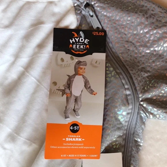 Toddler Shark Costume - Picture 2 of 5